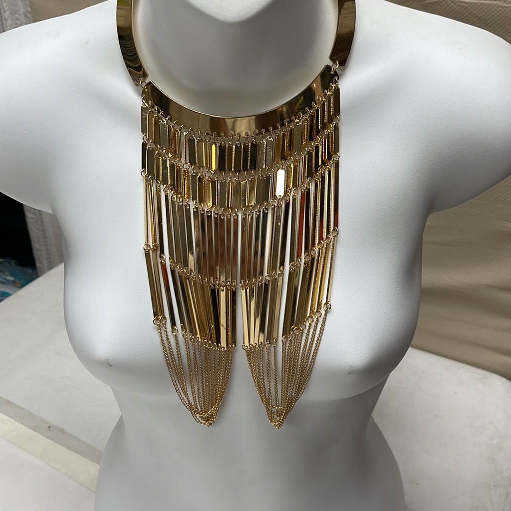 Nwt Guess/Marciano Gold Statement Necklace